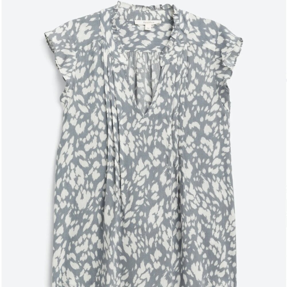 Monday Fun | Flutter Sleeve Top | Size S